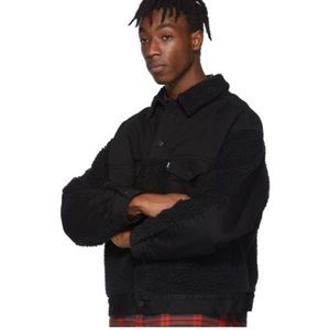 Levis Made and Crafted Black Oversized Sherpa Denim Trucker Jacket Pre-Owned L